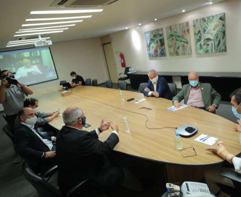 Empresários entregam proposta para reabertura gradual do comércio no AM