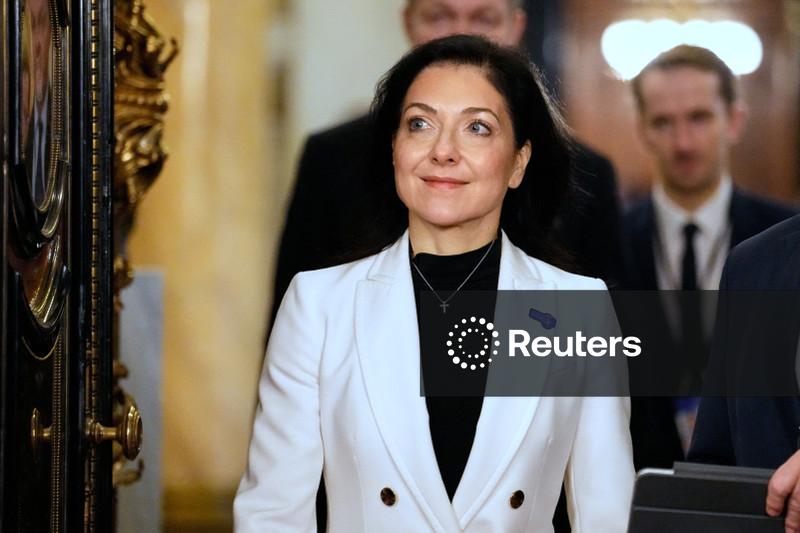 Alemanha precisa de novos parceiros à medida que alianças de confiança "desmoronam", diz ministra da Economia