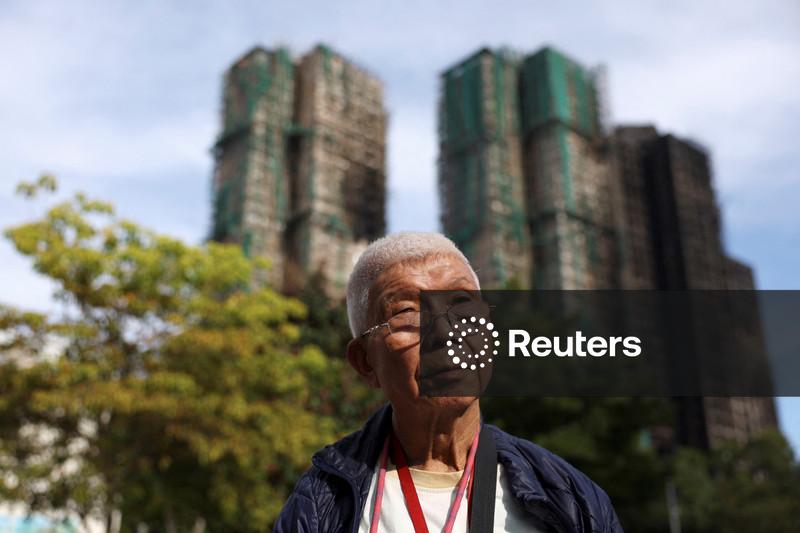 "Apenas silêncio": Famílias choram seus entes queridos idosos após inferno em Hong Kong