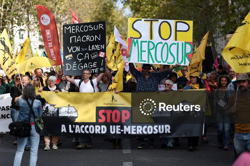 Alemanha e Espanha pedem que UE apoie acordo comercial com Mercosul enquanto França resiste