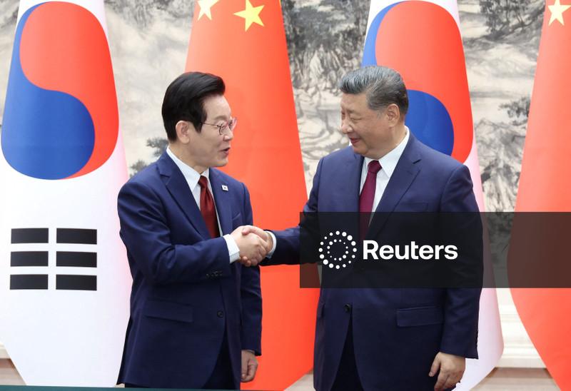 Em Pequim, presidente da Coreia do Sul diz que busca restauração total dos laços com a China em 2026