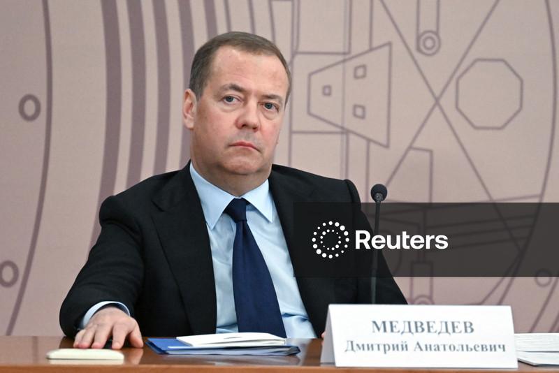 Dmitry Medvedev na cidade russa de Dubna