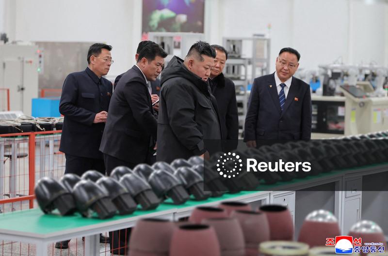 Coreia do Norte dispara mísseis balísticos e condena ataques dos EUA à Venezuela