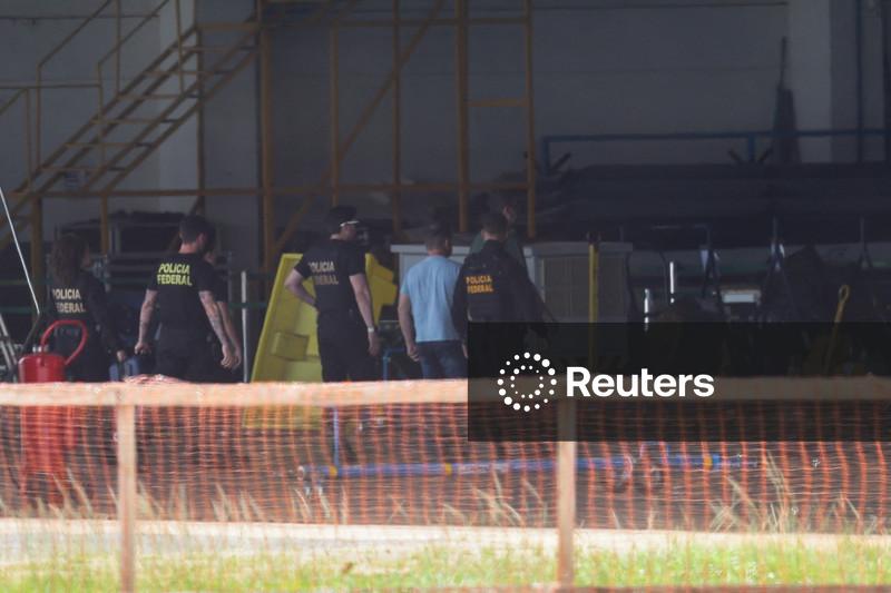 PF cumpre 10 mandados de prisão domiciliar contra condenados em tentativa de golpe de Estado