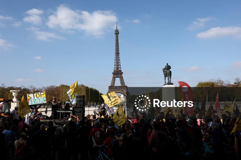 França "se opõe fortemente" a tentativa de UE de forçar aprovação de acordo com Mercosul