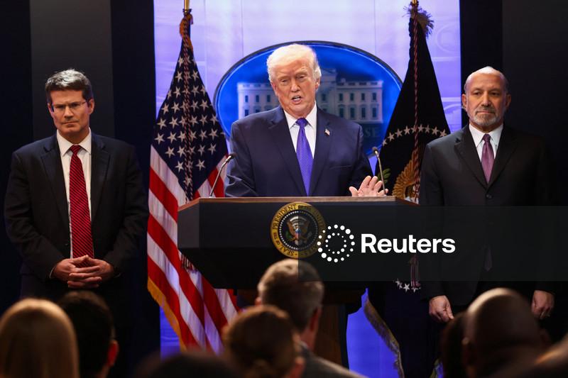 Trump afirma que dispõe de métodos mais rigorosos sobre tarifas após decisão da Suprema Corte