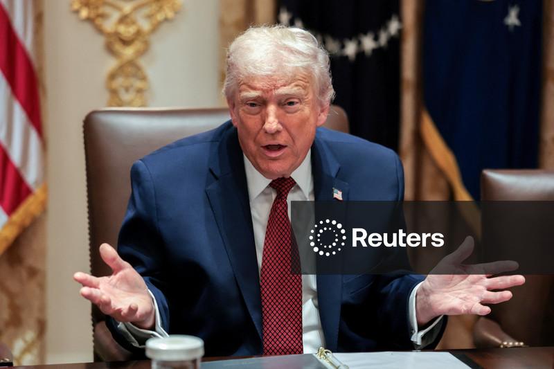 Aprovação de Trump cresce com apoio de republicanos a esforços de combate ao custo de vida