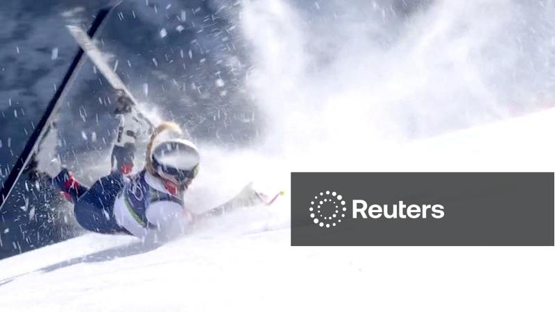 Esquiadora Lindsey Vonn passa por cirurgia na perna após terrível acidente no downhill em Cortina