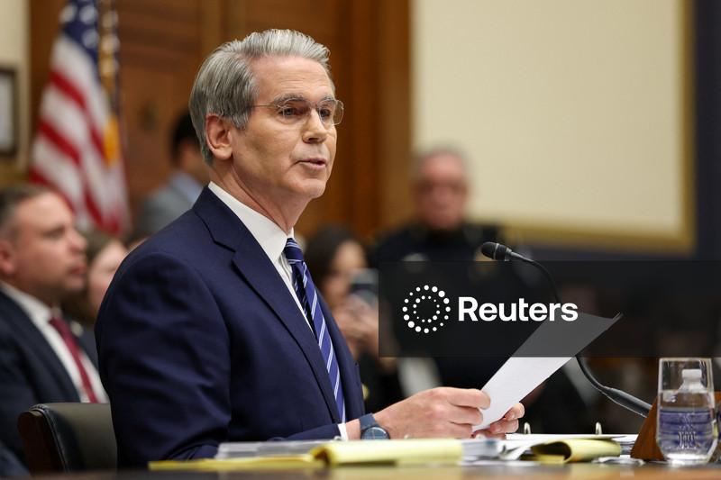 Bessent diz que Fed perdeu confiança dos norte-americanos devido à inflação, ameaçando sua independência