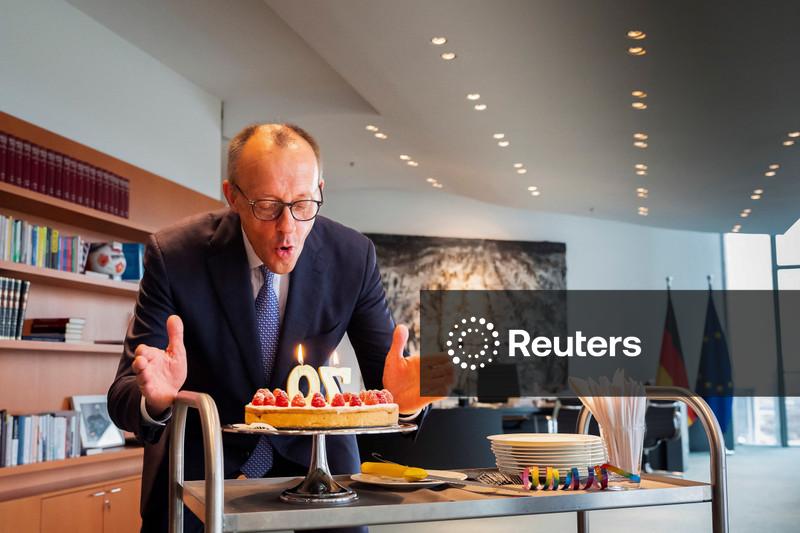 Chanceler da Alemanha enfrenta queda na popularidade após seis meses no cargo