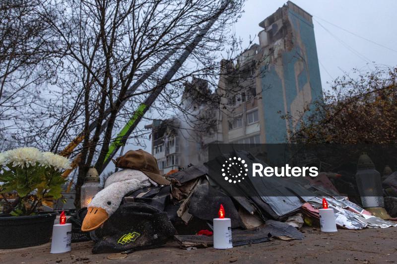 Zelenskiy recebe plano dos EUA para acabar com a guerra na Ucrânia e espera conversas com Trump