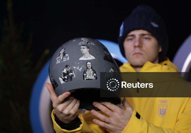 Ucraniano é desclassificado dos Jogos de Inverno por capacete com imagem de mortos na guerra