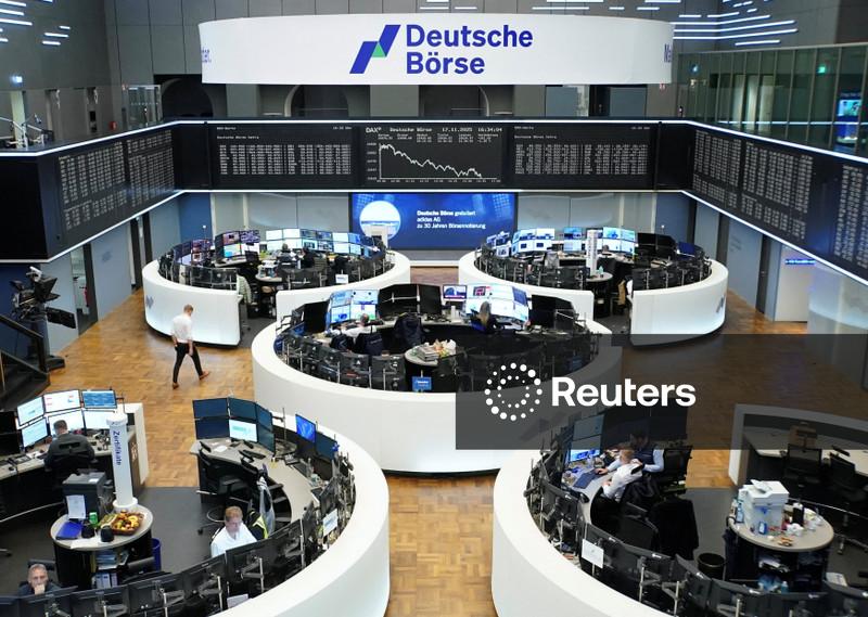 Índice STOXX 600 fecha em menor nível em um mês por temores com corte de juros do Fed e valuations de tecnologia