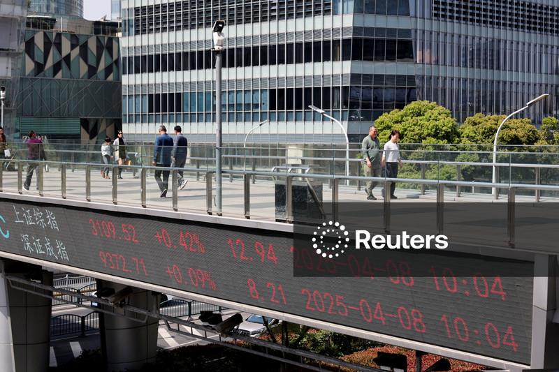 Ações da China se mantêm estáveis após dados econômicos fracos