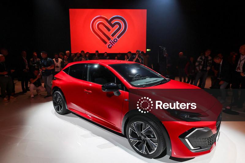 Volume de vendas da Renault cresce 3% em 2025 impulsionado por Clio e Sandero 