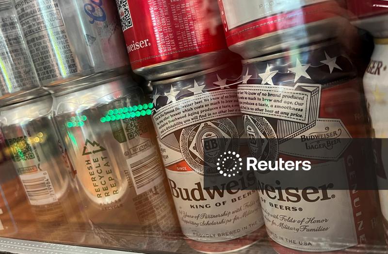 AB InBev supera previsões de lucros e aposta no impulso dos esportes em 2026