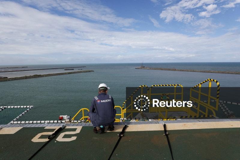 Produção mensal de petróleo no Brasil supera 4 mi barris/dia em média pela 1ª vez