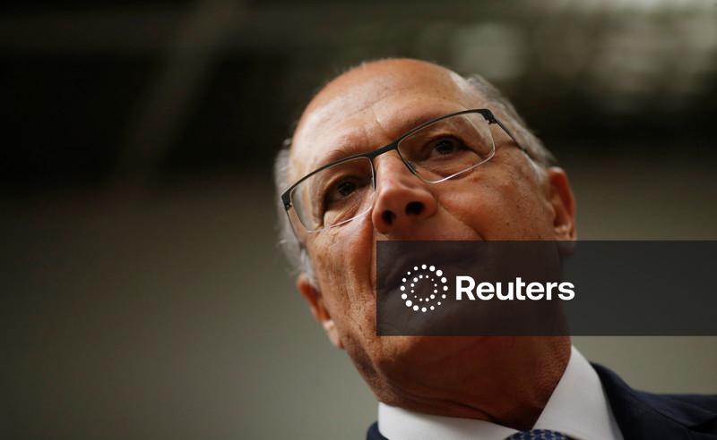 Brasil deve bater recorde de exportações em 2025 com embarques de US$345 bi, diz Alckmin