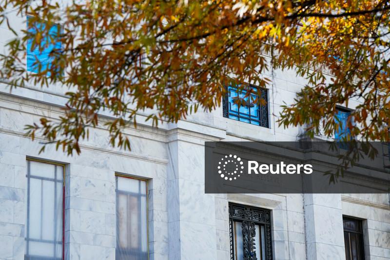 Fed pode não dar a Trump seus cortes de juros, mas apresentou uma visão positiva da economia para 2026