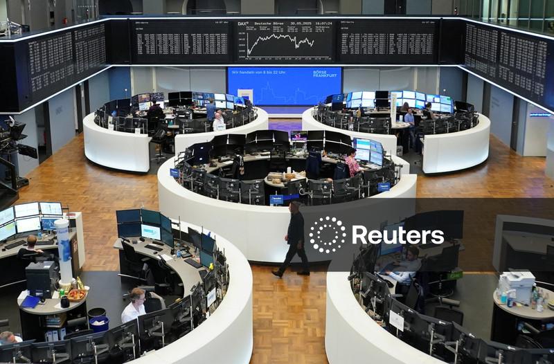 Índice STOXX 600 marca fechamento recorde com impulso do setor financeiro e alívio com paralisação dos EUA
