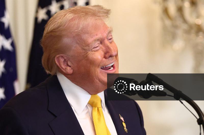 Trump fez referência a números baixos do PIB nas redes sociais antes da divulgação e culpou paralisação