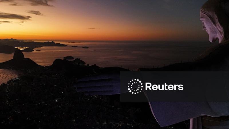 Número de turistas estrangeiros deve bater recorde em 2025, diz Embratur