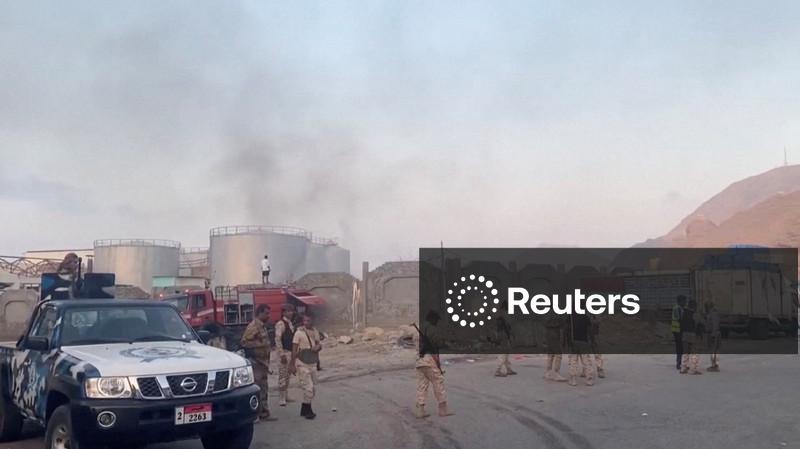 Emirados anunciam retirada voluntária de forças no Iêmen em crise com Arábia Saudita