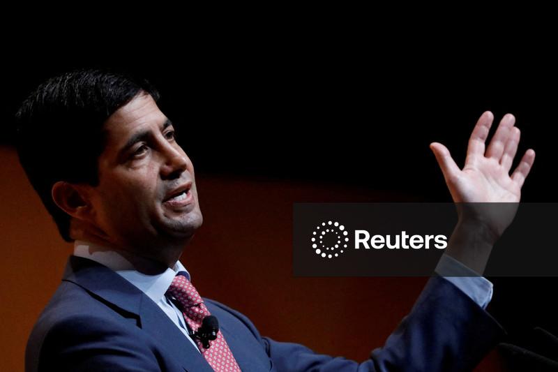 Trump escolhe ex-diretor Warsh para comandar o Fed