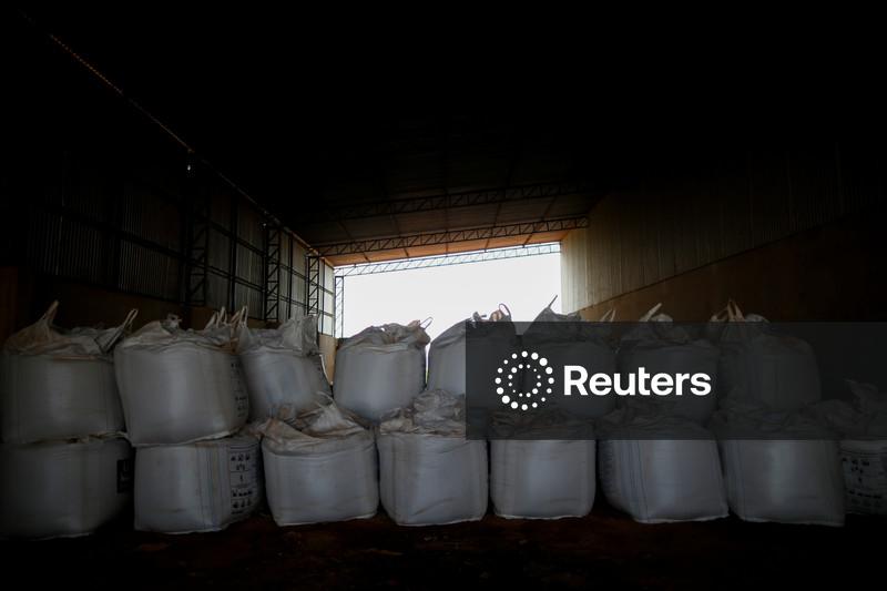 Entregas de fertilizantes no Brasil cresceram 8,4% em 2025 até outubro, diz Anda