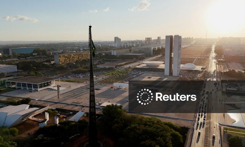 Liminar contra penduricalhos é chance para consenso sobre limite a supersalários, diz Esther Dweck