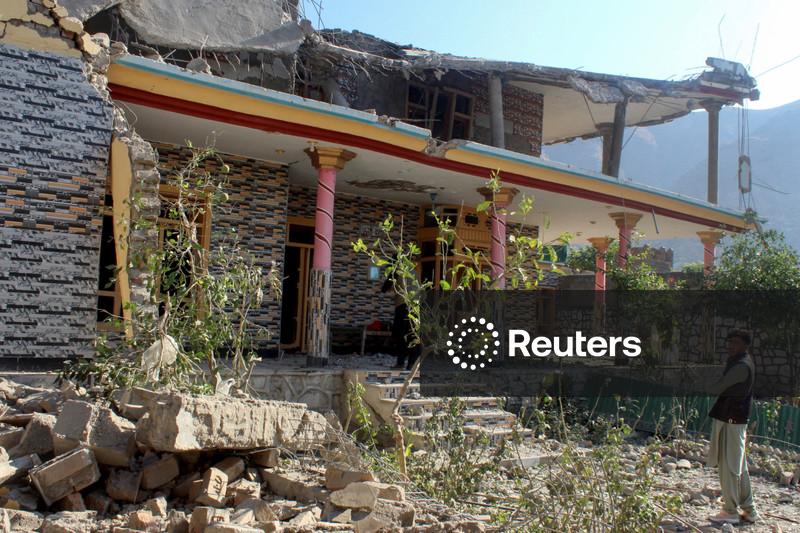 Afeganistão diz que 9 crianças foram mortas em ataques aéreos paquistaneses e promete reagir