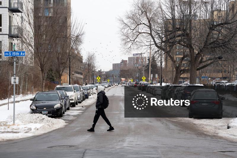 Retórica de Trump contra somalis recebe aplausos do governo, silêncio de republicanos e alarme de críticos