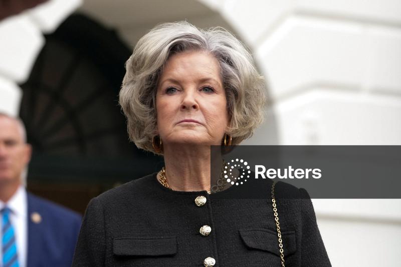 Em entrevista à Vanity Fair, importante assessora de Trump revela tensões na Casa Branca e aponta erros cometidos