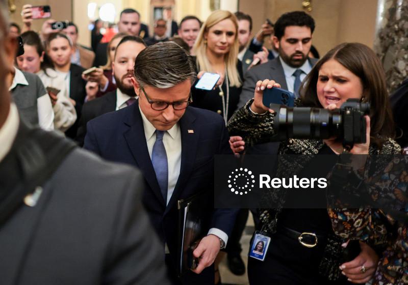 Câmara dos EUA aprova medida para forçar divulgação dos arquivos de Epstein por 427 votos a 1