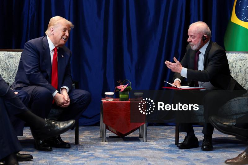 Lula diz estar preocupado com o que está por trás da tensão entre EUA e Venezuela