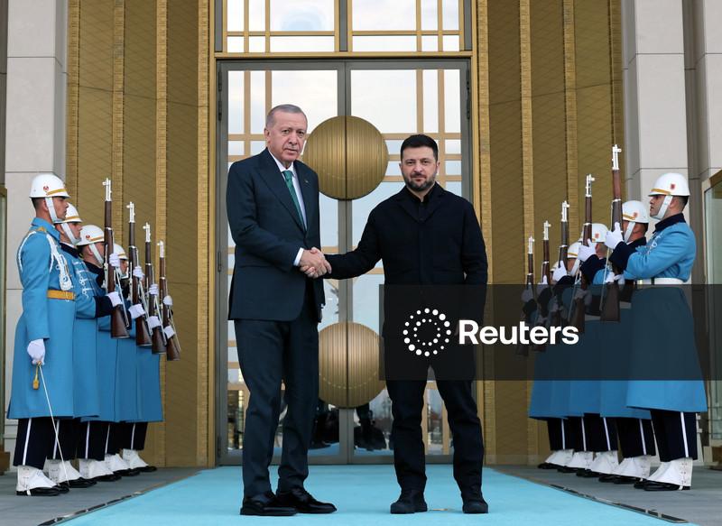 Espera-se que Ucrânia ceda terras e algumas armas sob plano de paz dos EUA, dizem fontes