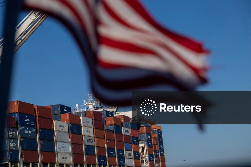 Déficit comercial dos EUA tem em novembro maior alta em quase 34 anos