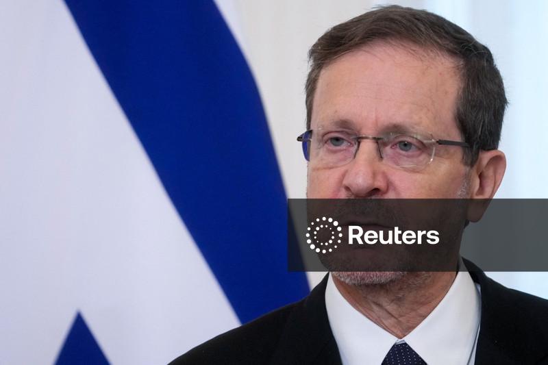 Trump pede ao presidente israelense em carta que perdoe Netanyahu