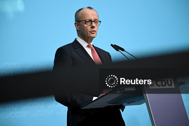 UE é capaz de responder às tarifas "irracionais" dos EUA, diz chanceler alemão