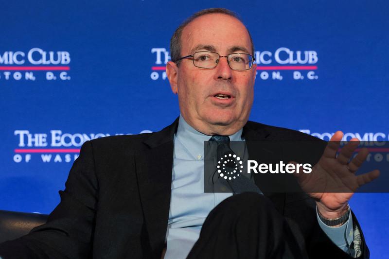 Cortes de juros até agora ajudam emprego enquanto se aguarda "última etapa" da inflação, diz Barkin, do Fed