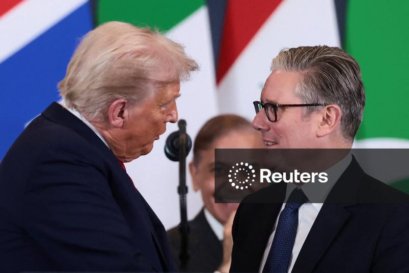 Trump diz que EUA mantêm direito de “proteger militarmente” base aérea de Chagos