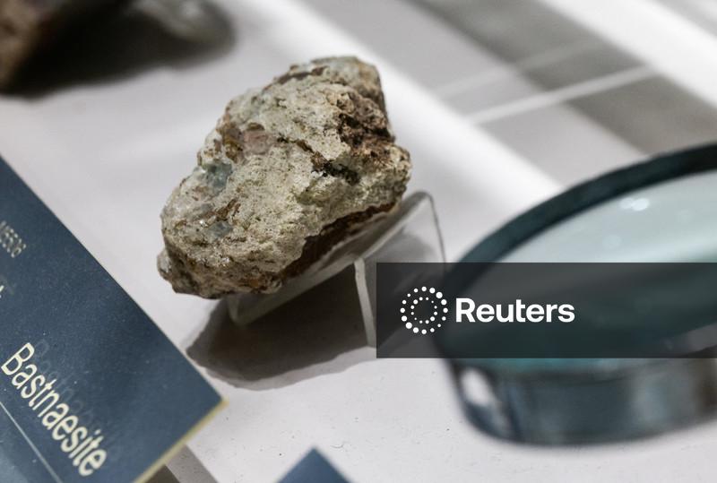EUA recebem países para negociações com objetivo de enfraquecer domínio da China sobre minerais críticos