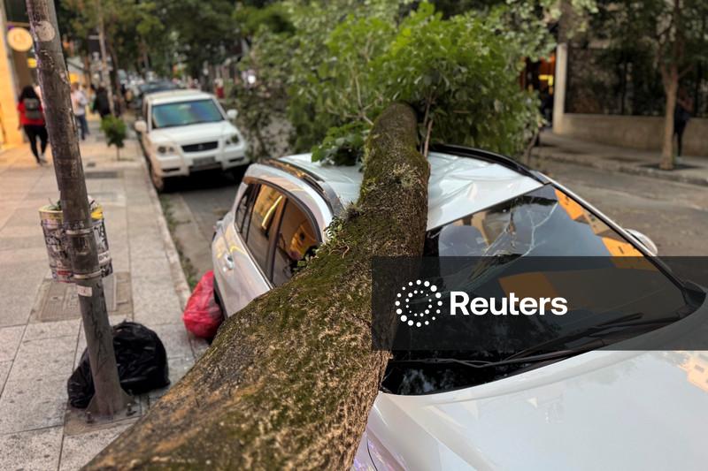 SP registra 800 mil sem luz dois dias após vendaval e sem previsão de retorno total