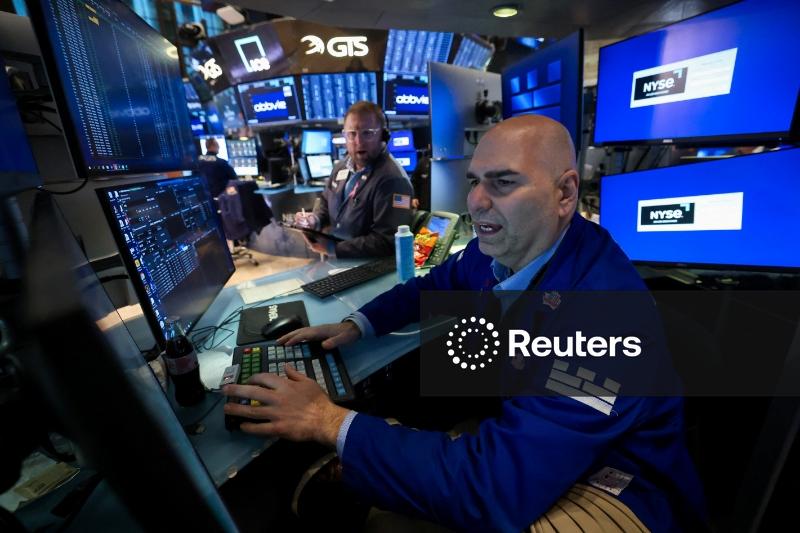 Wall Street fica estável antes de fim de semana prolongado e S&P 500 tem queda semanal