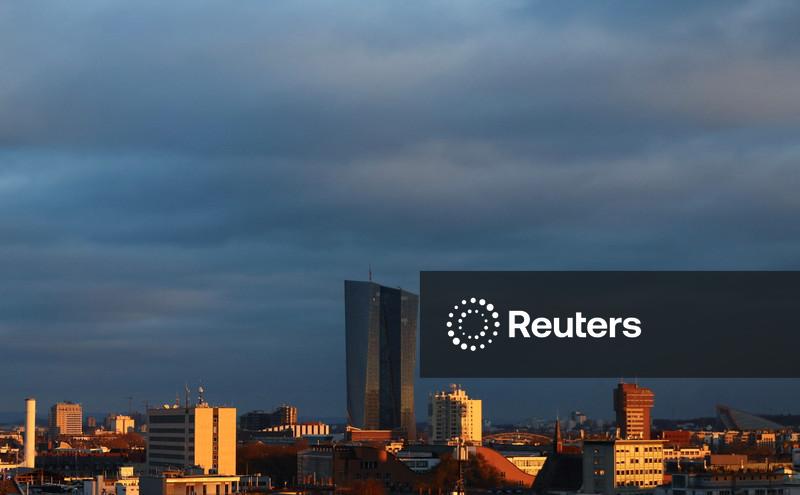 Consumidores da zona do euro elevam previsão de inflação para 5 anos a nível recorde, mostra pesquisa do BCE