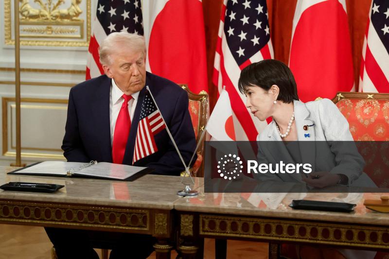 Trump pediu à premiê japonesa para não agravar disputa com a China, dizem fontes