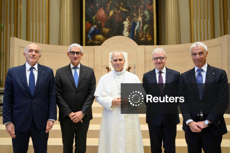 Papa diz a espiões italianos para não difamarem políticos ou jornalistas