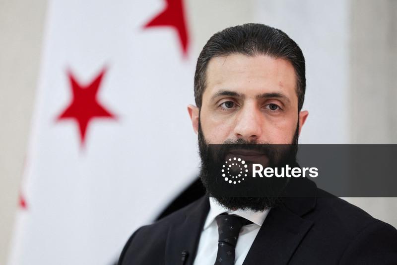 Trump recebe Sharaa da Síria na Casa Branca e os EUA renovam isenção temporária de sanções severas