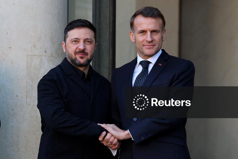 Garantias de segurança da Ucrânia incluirão compromissos vinculativos, prevê rascunho de declaração de cúpula