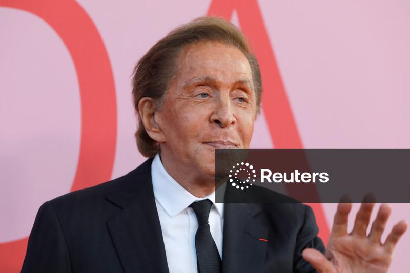 Valentino, grande nome da moda italiana, morre aos 93 anos